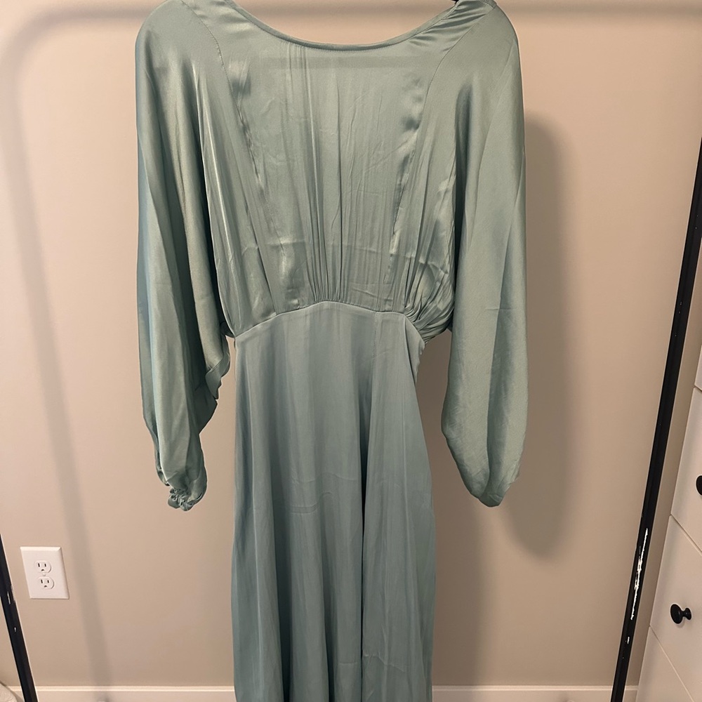 Astr Marin Dolman Sleeve Midi Dress